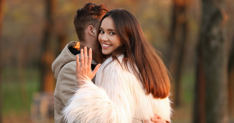 dan-signs-youre-in-the-presence-of-a-genuinely-good-woman-according-to-psychology-768x403